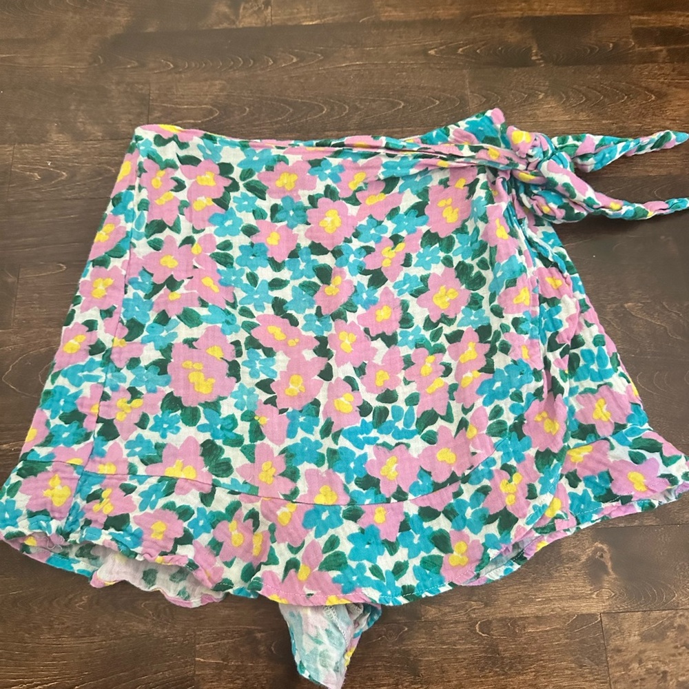 Show Me Your Mumu Skort Size Small